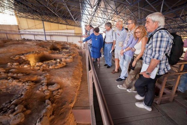 Premio de la Asociaci&oacute;n C&iacute;vico Cultural La Solana-El Pl&aacute;tano a la Cueva Pintada