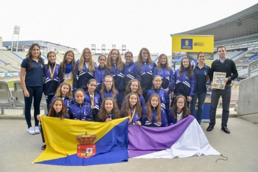 Recibimiento a las subcampeonas de Espa&ntilde;a de nataci&oacute;n sincronizada