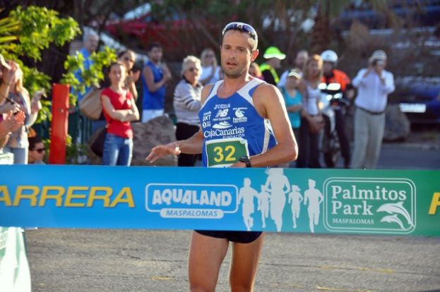 Sa&uacute;l Castro, medalla de oro en la primera carrera del barranco de Palmitos