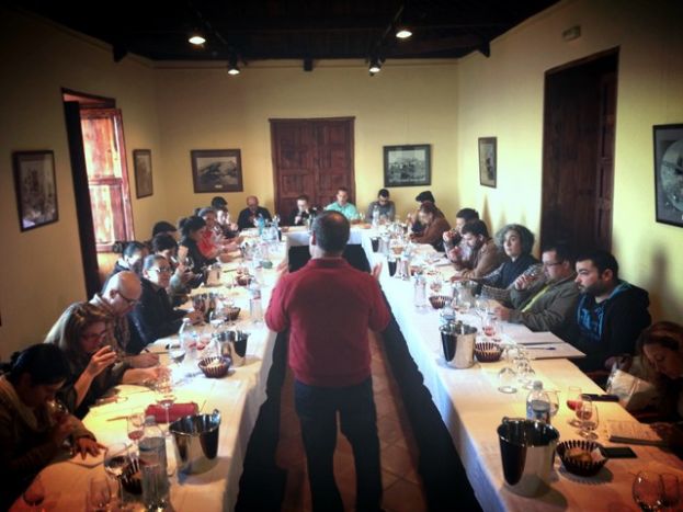 Selecci&oacute;n de catadores entre los alumnos de la Universidad de La Laguna