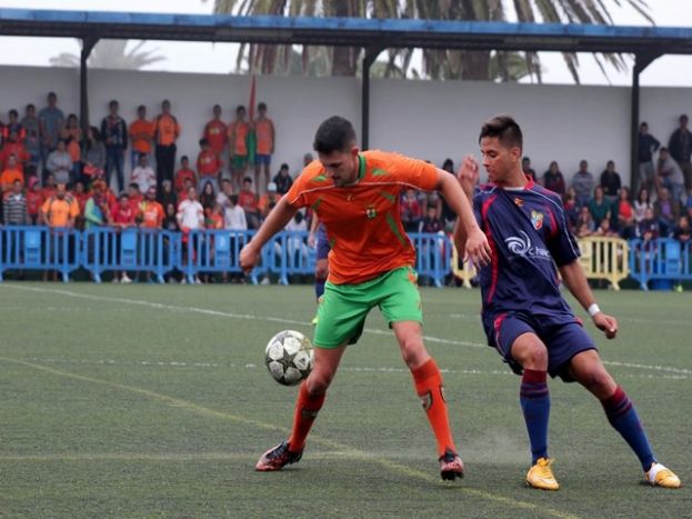 UD Playas de Sotavento y Har&iacute;a CF se disputan una plaza en la Preferente