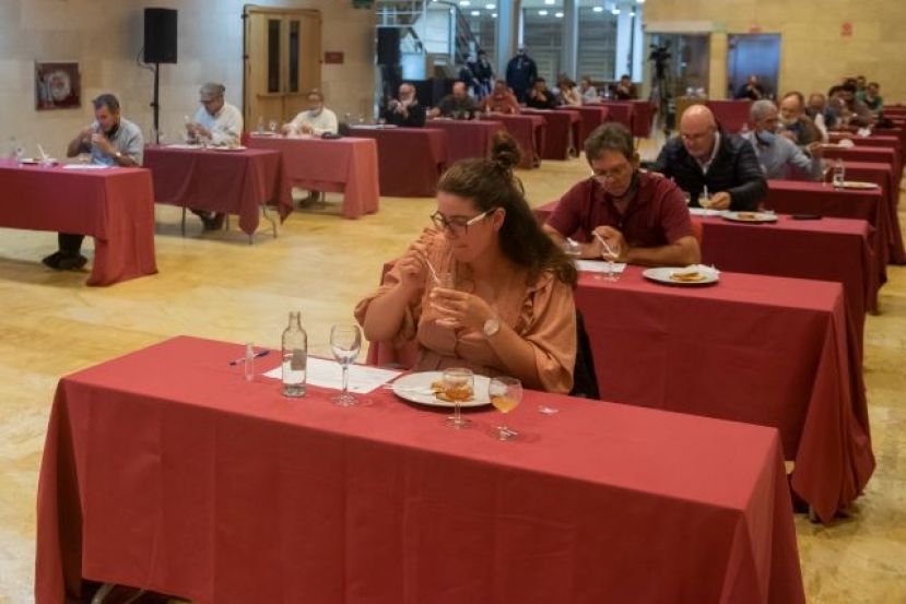 La miel &lsquo;Cuevas de Guayadeque&rsquo; gana el concurso del Cabildo de Gran Canaria