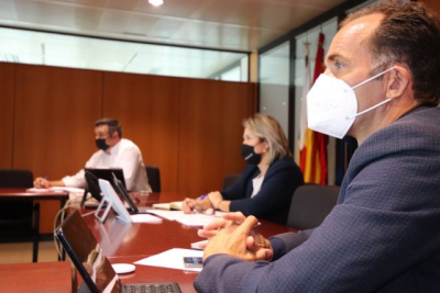 Gobierno canario y organizaciones ganaderas fijan una hoja de ruta para afrontar los problemas