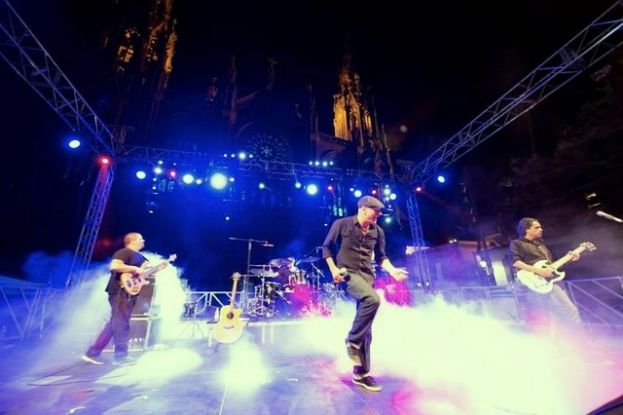 Gu&iacute;a: El grupo de pop PLAN B actuar&aacute; ma&ntilde;ana jueves en la Plaza Grande