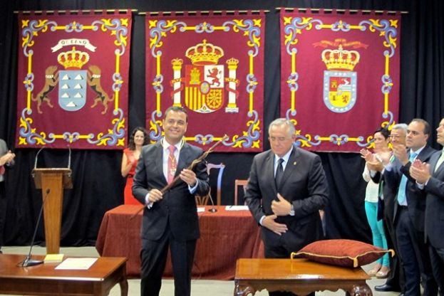 Gu&iacute;a: Delegaci&oacute;n de &aacute;reas a los miembros del nuevo grupo de gobierno municipal.