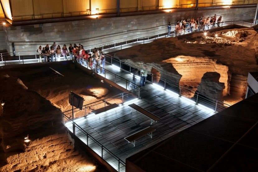 G&aacute;ldar: La Cueva Pintada vuelve a abrir sus puertas de noche