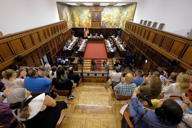 El Cabildo, primero en disculparse por el caso de los ni&ntilde;os robados