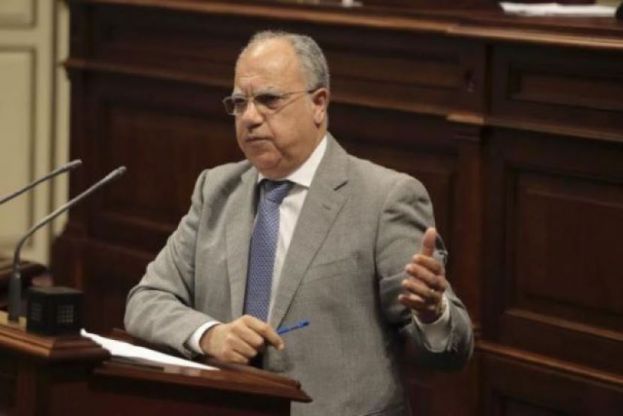 Art&iacute;culo de Opini&oacute;n: 'La Gomera: ejemplo de una simbiosis perfecta' por Casimiro Curbelo