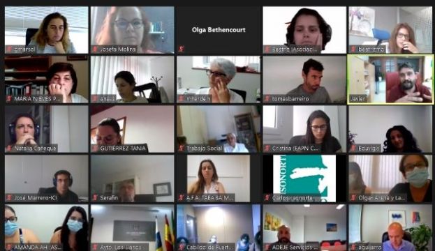 Derechos Sociales presenta el borrador cat&aacute;logo de servicios y prestaciones a entidades e instituciones