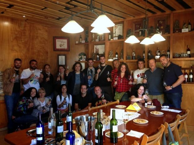 Alumnos del curso de especialista en gesti&oacute;n enotur&iacute;stica visitan diferentes bodegas de Tenerife