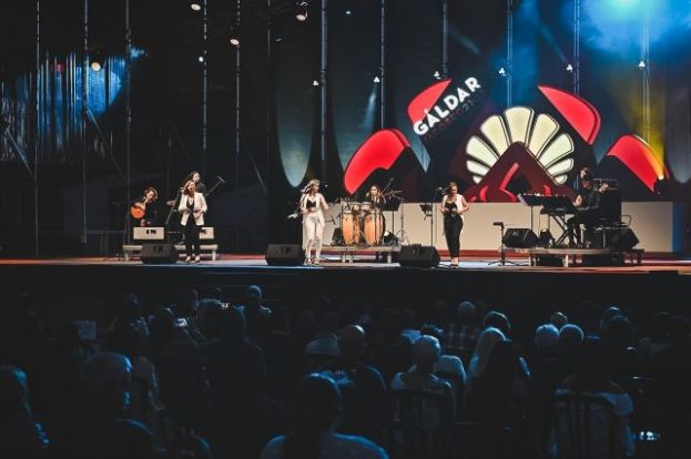 G&aacute;ldar: primer concierto en la isla cantando al amor en clave de mujer de &ldquo;Kanarii&rdquo;