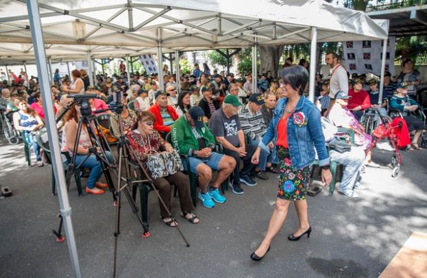Las personas mayores de los centros del Cabildo celebran su d&iacute;a