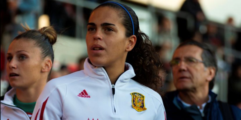 La futbolista Andrea S&aacute;nchez Falc&oacute;n, premiada por el "Roque Nublo" del Cabildo