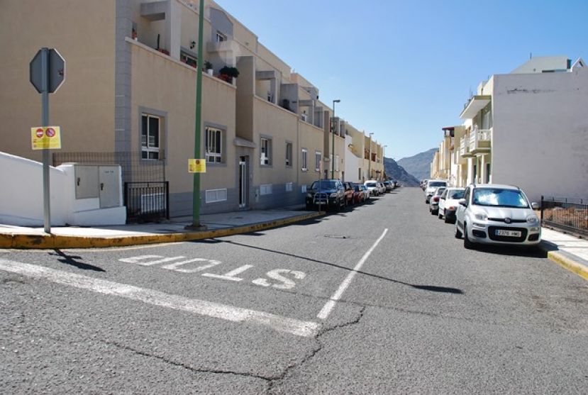 El Ayuntamiento de Mog&aacute;n reasfalta la calle El Moc&aacute;n el 13 y 14 de octubre