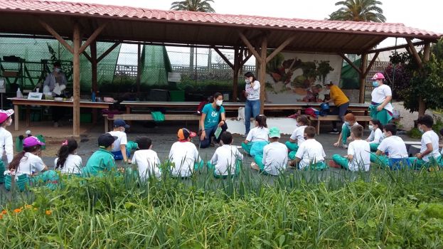 M&aacute;s de 3.000 escolares conocen el sistema agrario en las visitas educativas a la Granja Agr&iacute;cola del Cabildo