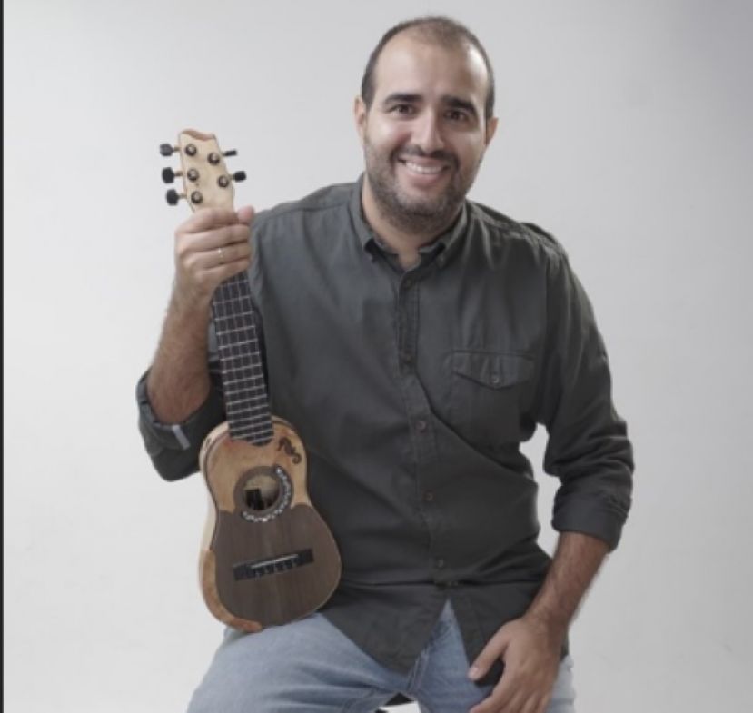 EL TIMPLISTA YONE RODR&Iacute;GUEZ PRESENTA EL DISCO &lsquo;SEMILLA&rsquo; EN EL CICLO DE CONCIERTOS &lsquo;PATIOS ENCANTADOS SOLIDARIOS&rsquo;