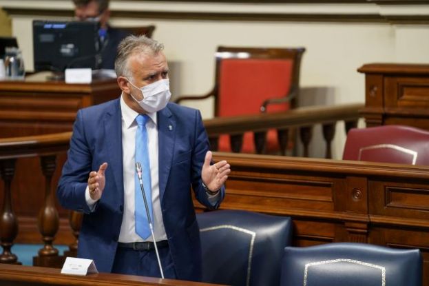Torres resalta los logros de Canarias con el Estado, como los 1.144 millones por la COVID, el uso del super&aacute;vit o la pr&oacute;rroga para materializar la RIC