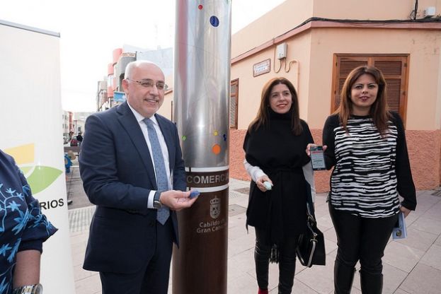 El Cabildo grancanario instala en Telde el primer t&oacute;tem tecnol&oacute;gico de Canarias