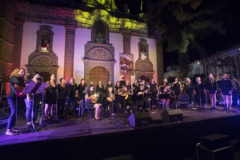 El grupo Encantadoras celebra su d&eacute;cada de existencia con &lsquo;Maraua&rsquo;