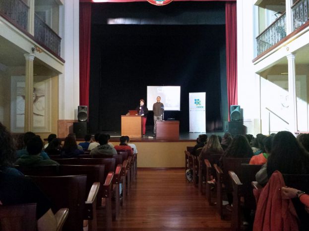 Teatro cient&iacute;fico para los m&aacute;s peque&ntilde;os en G&aacute;ldar