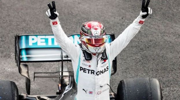 Hamilton le arrebata el primer puesto a Lecrerc en un mal d&iacute;a para Sainz