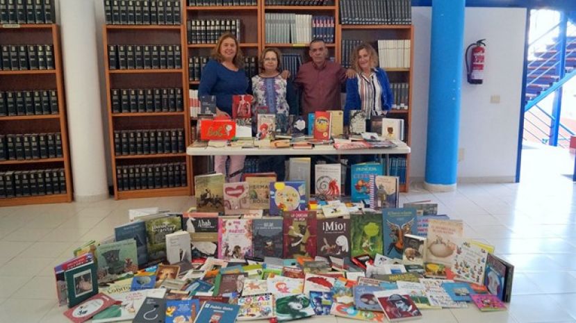 G&aacute;ldar: La Biblioteca Municipal recibe los libros del Premio Mar&iacute;a Moliner