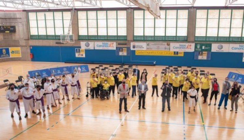 M&aacute;s de 70 garrotistas participan en el I Campeonato de Lucha del Garrote Adaptada de Gran Canaria