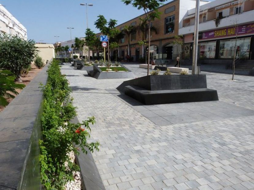 El Cabildo renueva su apoyo a las zonas comerciales abiertas
