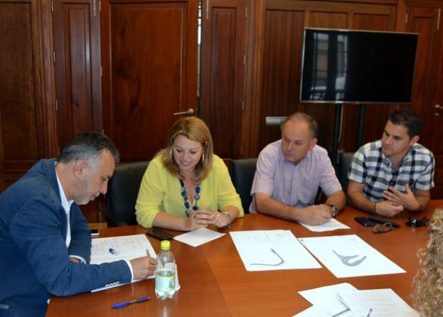 Teror: Solicitud de la creaci&oacute;n de una acera que comunique Los Llanos con el Casco
