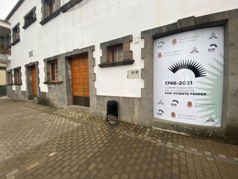 Valleseco instala carteles conmemorativos de la llegada de San Vicente Ferrer