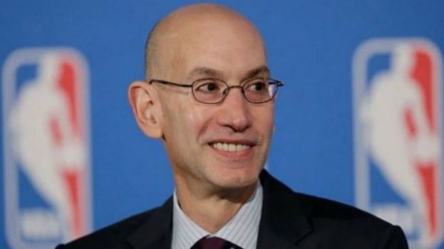 La NBA exige vacunarse al personal cercano a jugadores y &aacute;rbitros