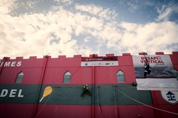 El Desaf&iacute;o Vertical pone a prueba las capacidades de los servicios de rescate