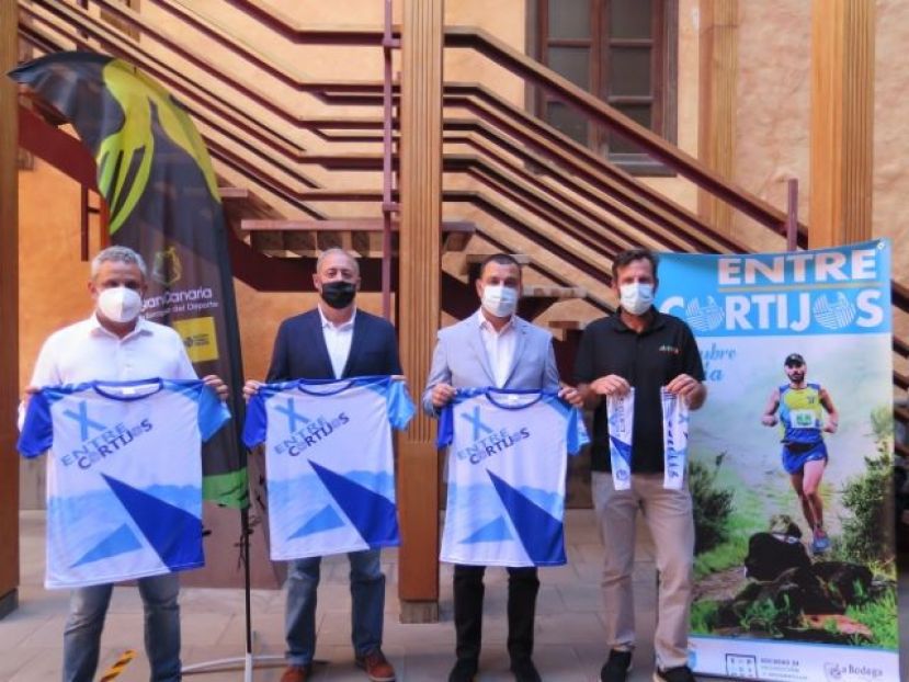 803 corredores participan este s&aacute;bado en la 10&ordf; Carrera 'Entre Cortijos', que se celebra en Santa Mar&iacute;a de Gu&iacute;a