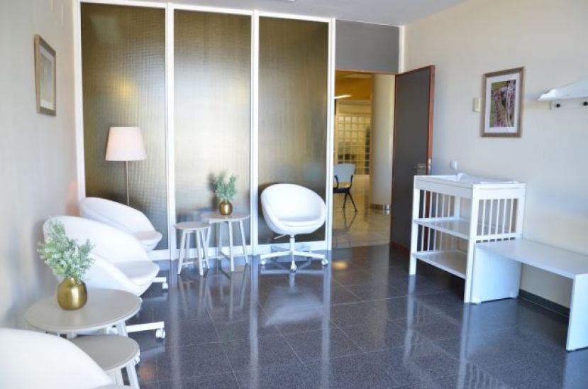 Se renueva la sala de lactancia en la l&iacute;nea del fomento de la humanizaci&oacute;n del Dr. Negr&iacute;n