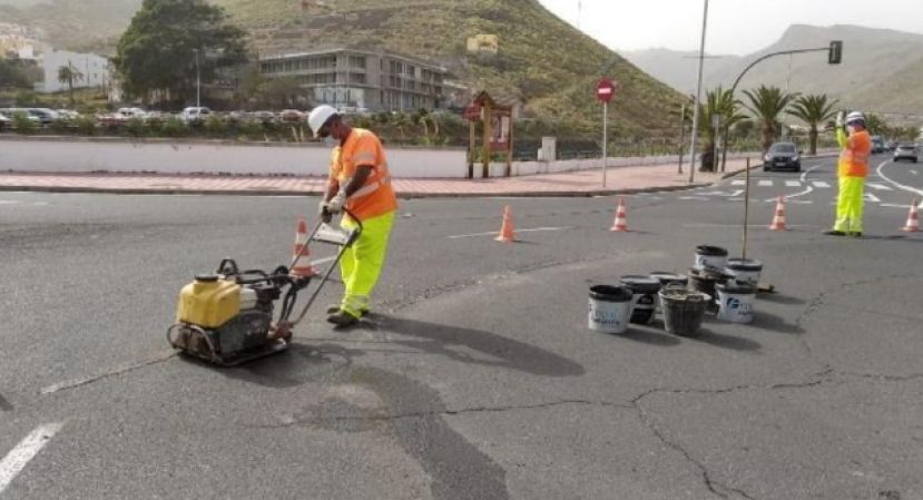 La Gomera: Trabajos de mantenimiento y adecuaci&oacute;n en varias v&iacute;as insulares