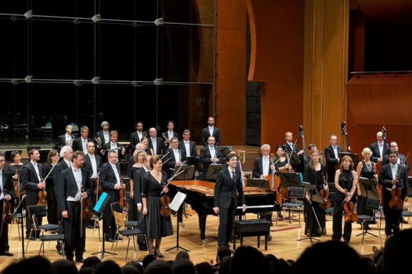 El grancanario Iv&aacute;n Mart&iacute;n vuelve al frente de la OFGC como director y pianista