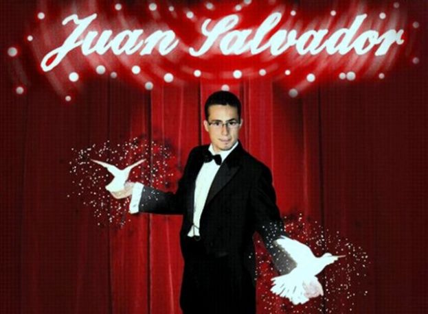 El humor de Javicomb&eacute; y la magia de Juan Salvador ma&ntilde;ana en la Fiesta del Pino