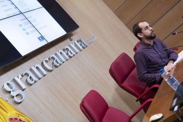 En febrero, convocatoria de becas del Cabildo para estudios universitarios