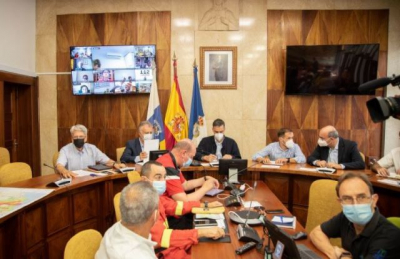 S&aacute;nchez preside por cuarta vez los comit&eacute;s del PEVOLCA en La Palma: sigue el avance desigual de las coladas