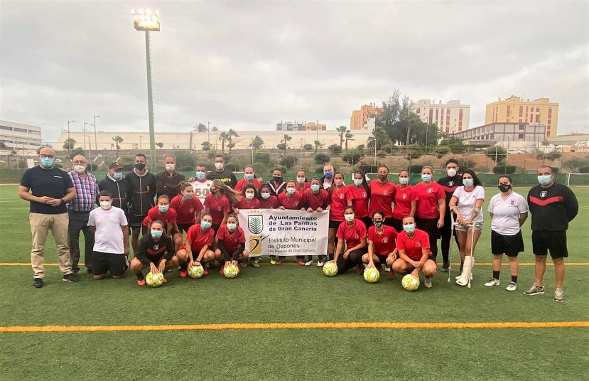El IMD apoya a la plantilla femenina del Uni&oacute;n Viera en su objetivo por el ascenso