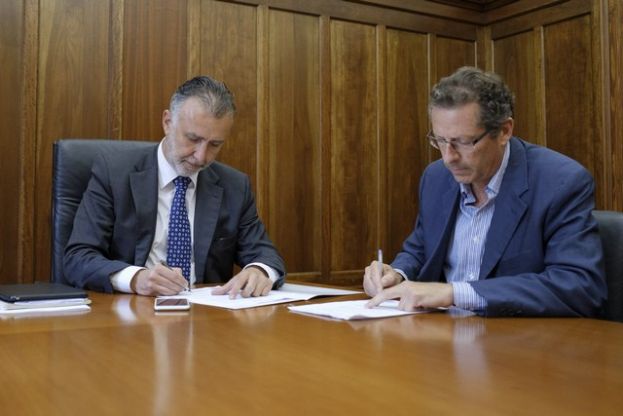 El Cabildo resuelve el contrato de conservaci&oacute;n de zonas verdes