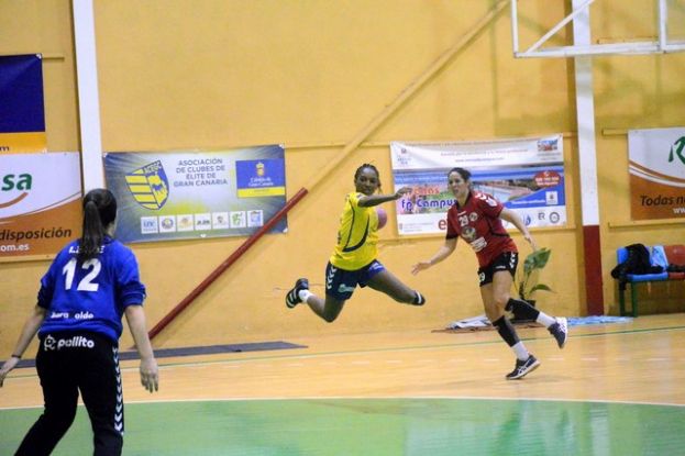 Balonmano: KH-7 BM Granollers, un equipo para levantar la moral del Rocasa