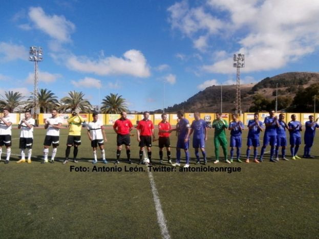 Tercera Divisi&oacute;n: Derrota del Arucas CF en su campo frente a la UD. Ibarra (1-2)