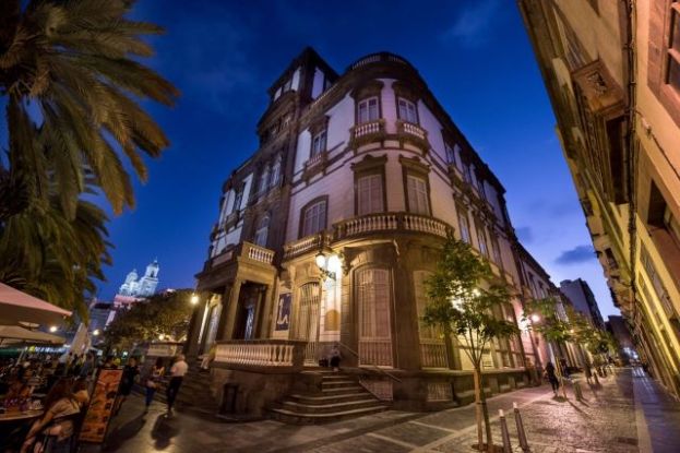 LA REVISTA DIGITAL &lsquo;MAGISTERIO&rsquo; DESTACA A LA BIBLIOTECA INSULAR DE GRAN CANARIA COMO UNA DE LAS SEIS M&Aacute;S IMPRESIONANTES DE EUROPA