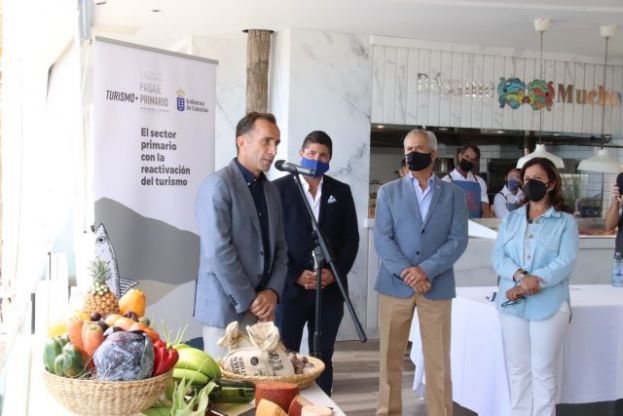 El Gobierno de Canarias fomenta el consumo de producto local en los establecimientos tur&iacute;sticos del Archipi&eacute;lago