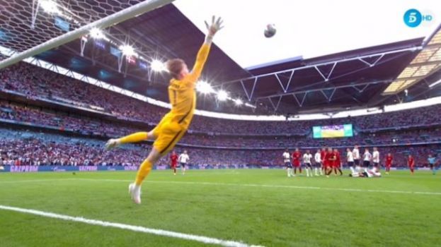Inglaterra jugar&aacute; su primera final de la Euro gracias a un penalti dudoso