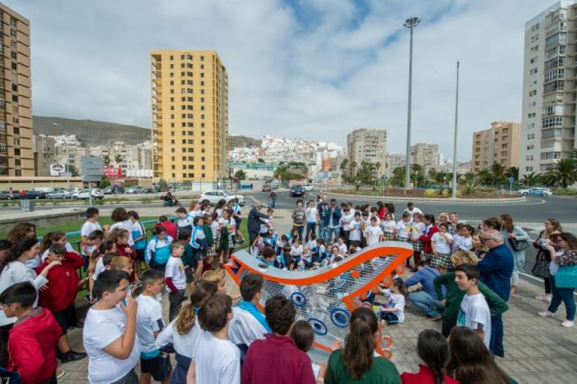 Ni&ntilde;os y ni&ntilde;as de San Jos&eacute; y El Polvorin crean un Mural y dise&ntilde;an contenedores
