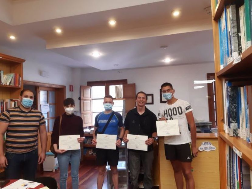 Valleseco: Entrega los certificados en socorrismo acu&aacute;tico y primeros auxilios