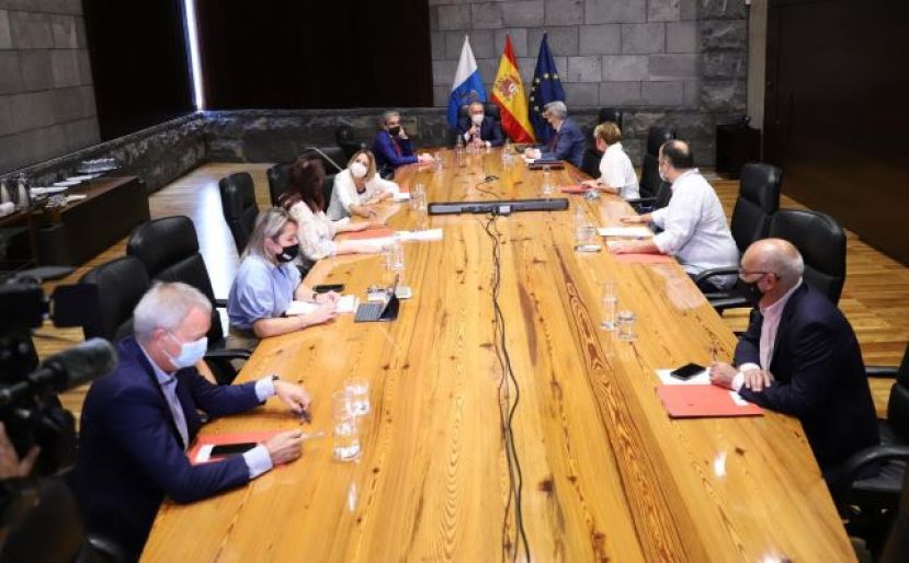 El Gobierno decide prorrogar la limitaci&oacute;n de grupos de personas y pedir&aacute; la renovaci&oacute;n del aval del TSJC