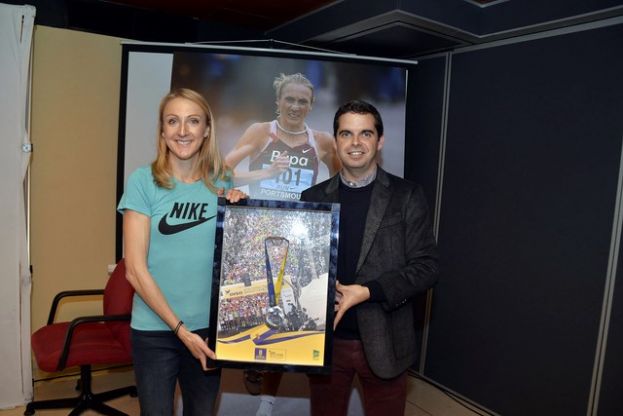Lucas Bravo de Laguna presenta a la madrina del Disa Gran Canaria Marat&oacute;n, Paula Radcliffe